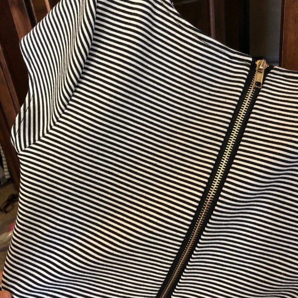t-shirt, stripes